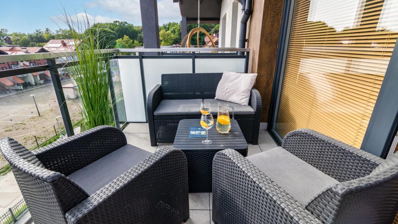Port Krynica Apartamenty Криница Морска Екстериор снимка