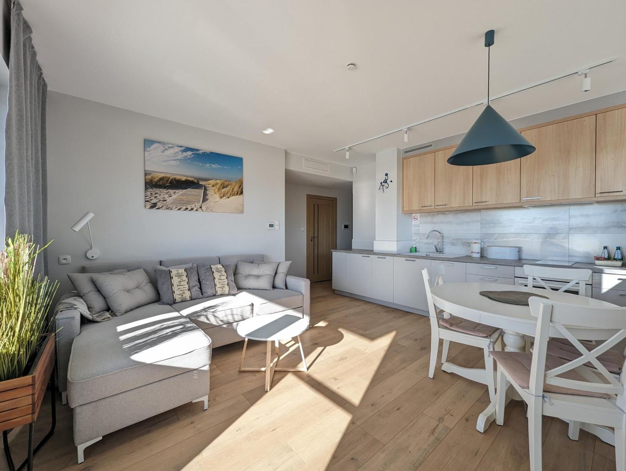 Port Krynica Apartamenty Криница Морска Екстериор снимка