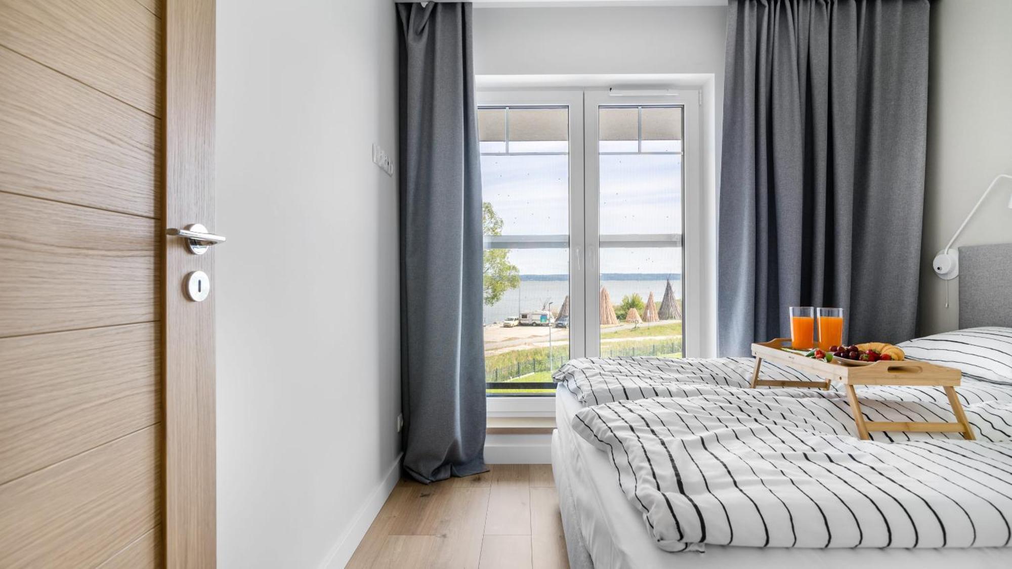 Port Krynica Apartamenty Криница Морска Екстериор снимка